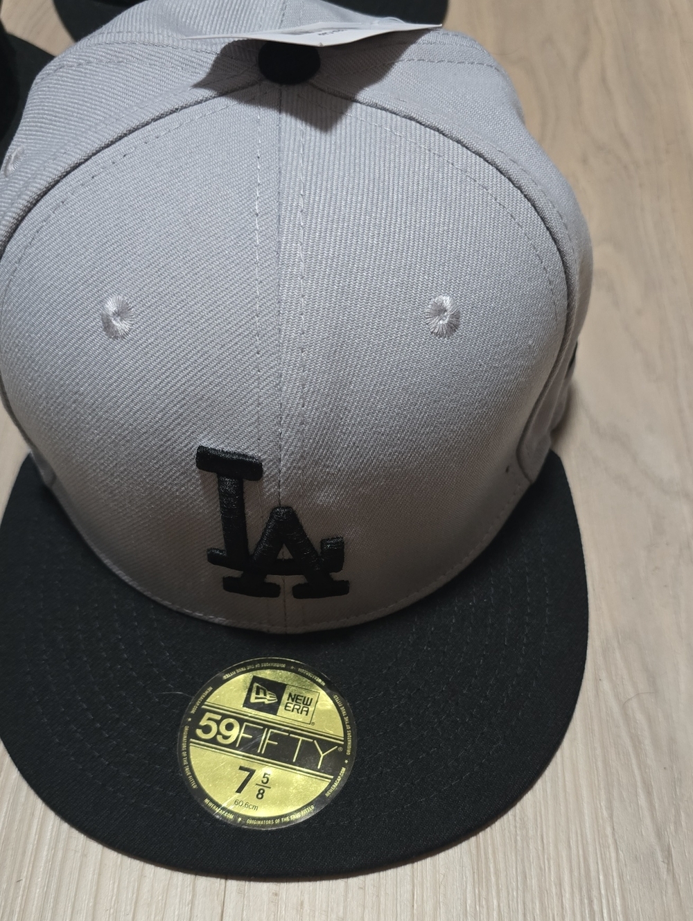 New Era Two-Tone LA 59FIFTY Fitted Cap - Light Gray & Black